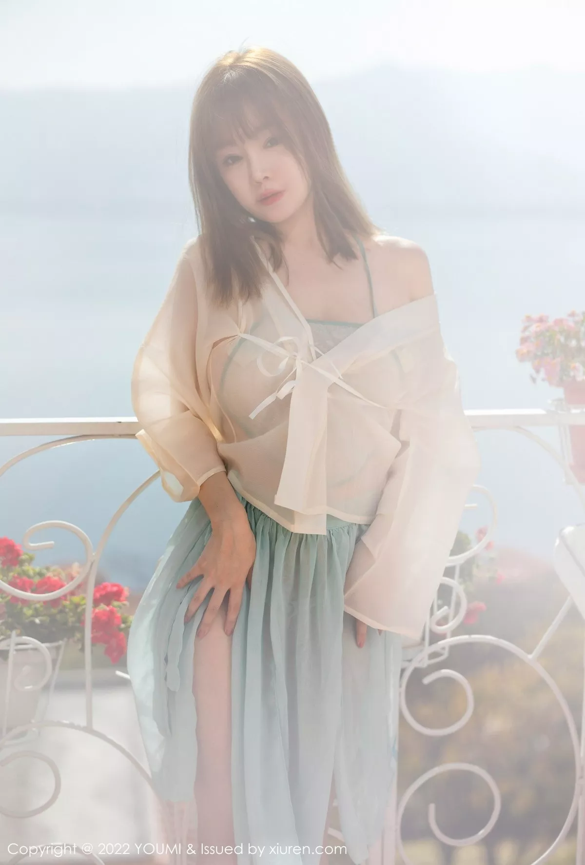 Xgyw.Org_[YouMi尤蜜荟]Vol.798_女神王雨纯大理旅拍浅色轻透古装服饰秀丰满身材惹火诱惑写真70P