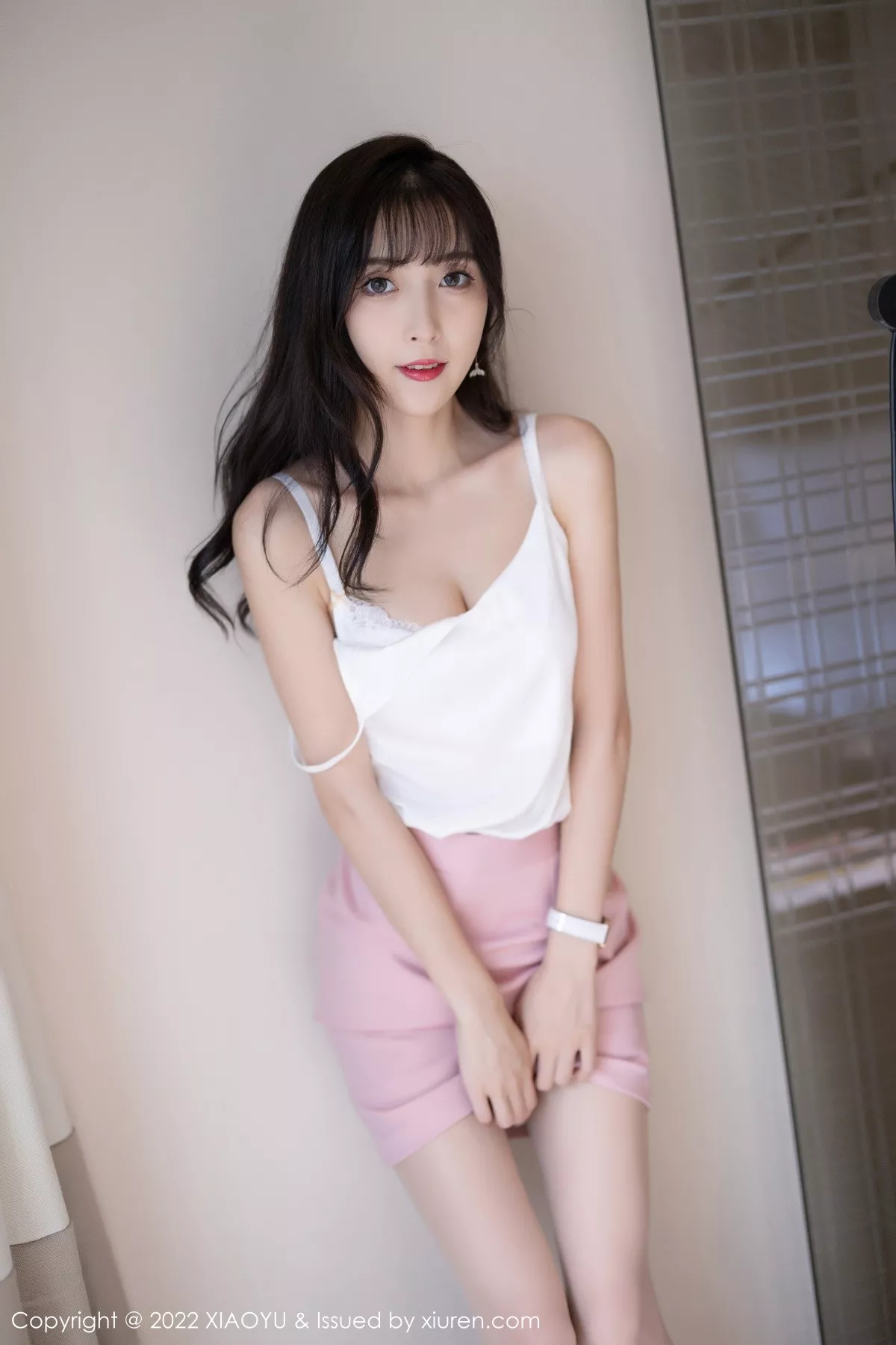 Xgyw.Org_[XiaoYu画语界]Vol.815_模特林星阑脱粉色职业装露性感白色蕾丝内衣配超薄肉丝诱惑写真86P