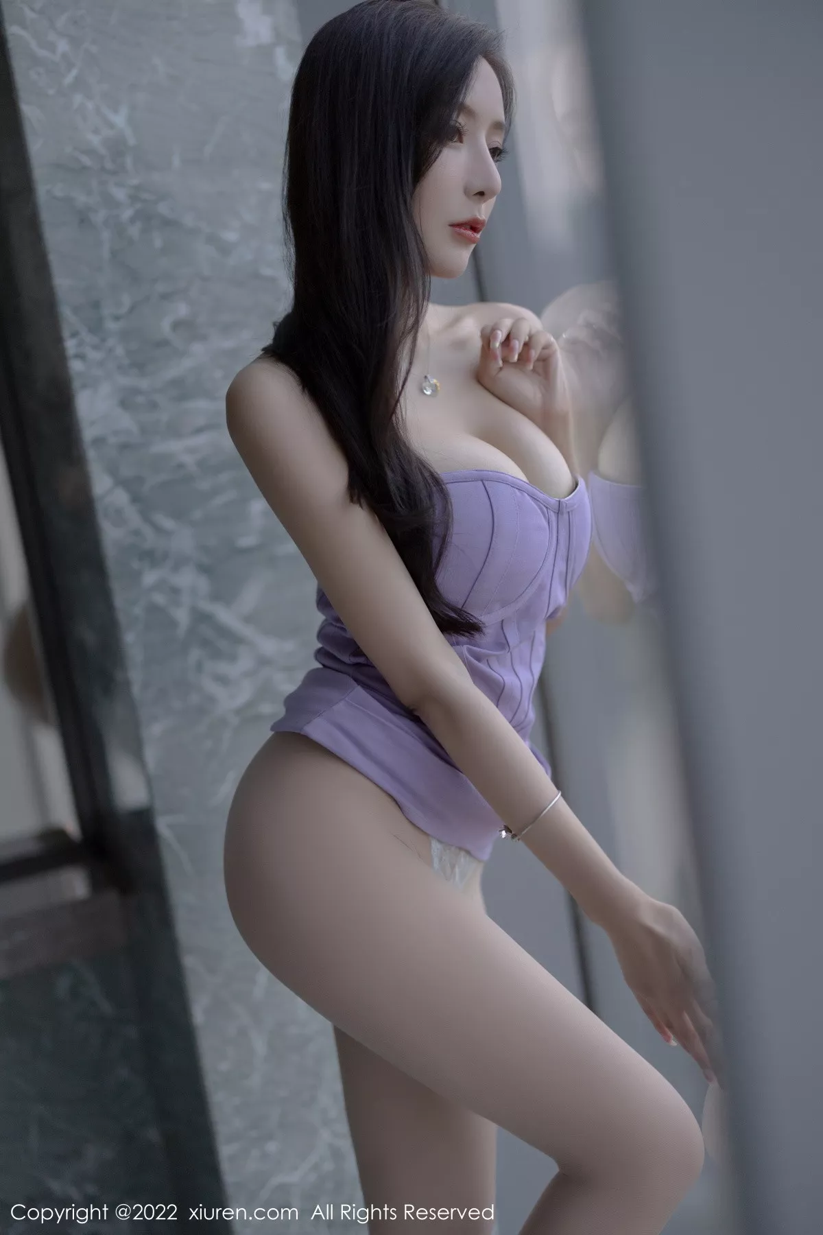 Xgyw.Org_XiuRen第5778期_女神王馨瑶yanni脱紫色低胸连衣短裙露蕾丝内衣撩人诱惑写真85P