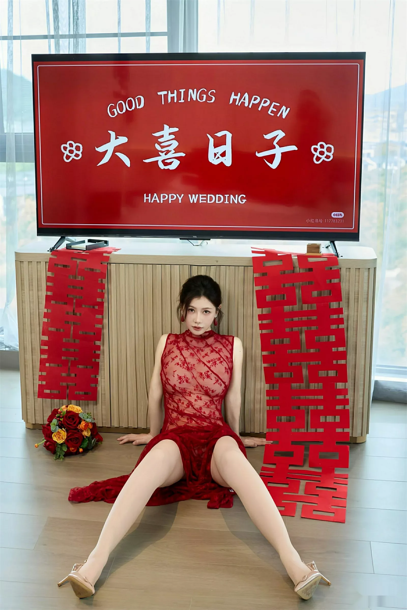 Xgyw.Org_[XiuRen秀人网]No.10578_模特尹甜甜性感红色新娘晨袍配肉色丝袜秀完美身材迷人诱惑写真69P