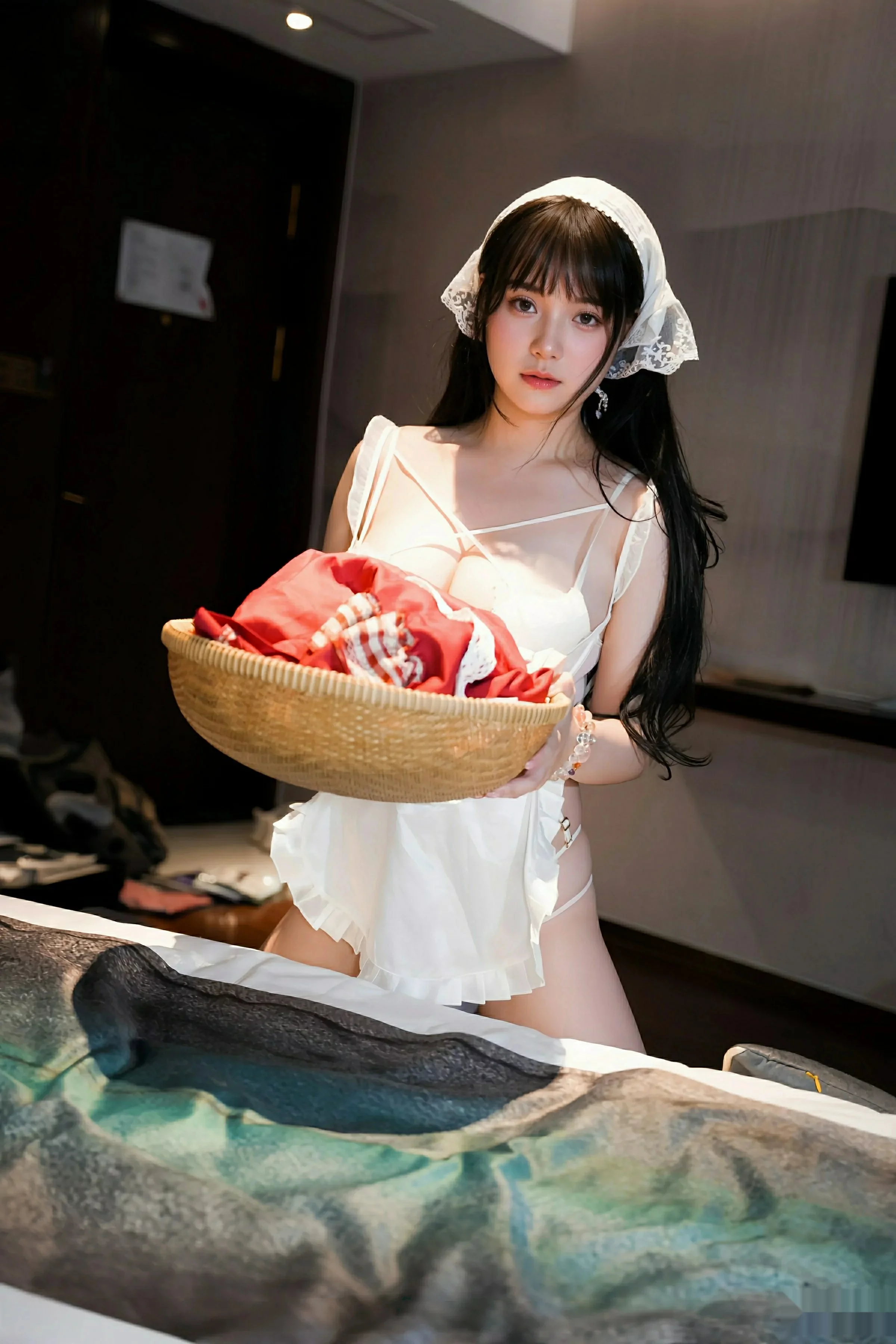 Xgyw.Org_[XiuRen秀人网]No.10631_模特软情性感白色女仆服饰配白色丝袜秀曼妙身姿迷人诱惑写真78P