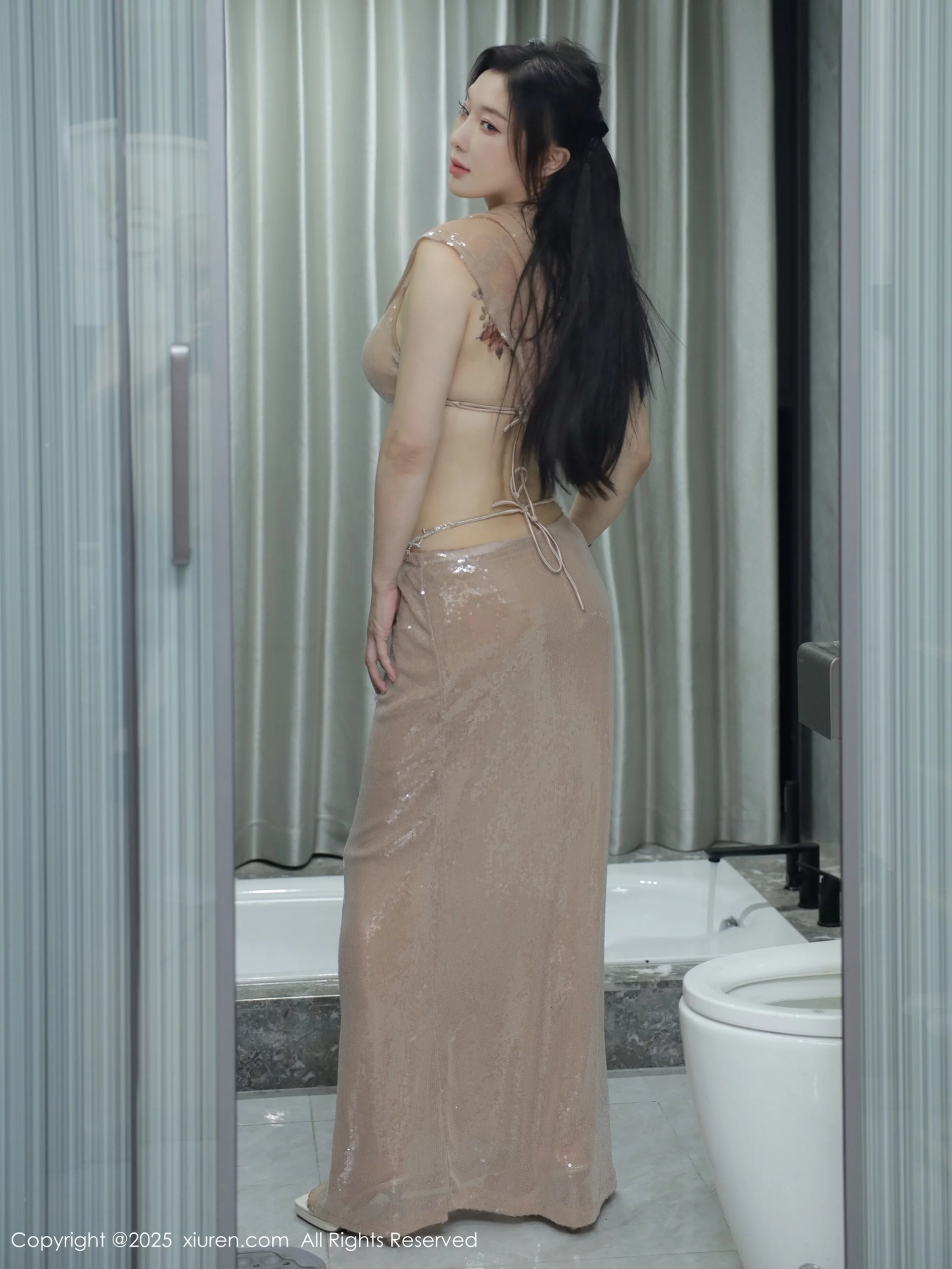 Xgyw.Org_[XiuRen秀人网]No.10649_模特苏一诺浴室场景性感肉色亮片比基尼秀曼妙身姿诱惑写真81P