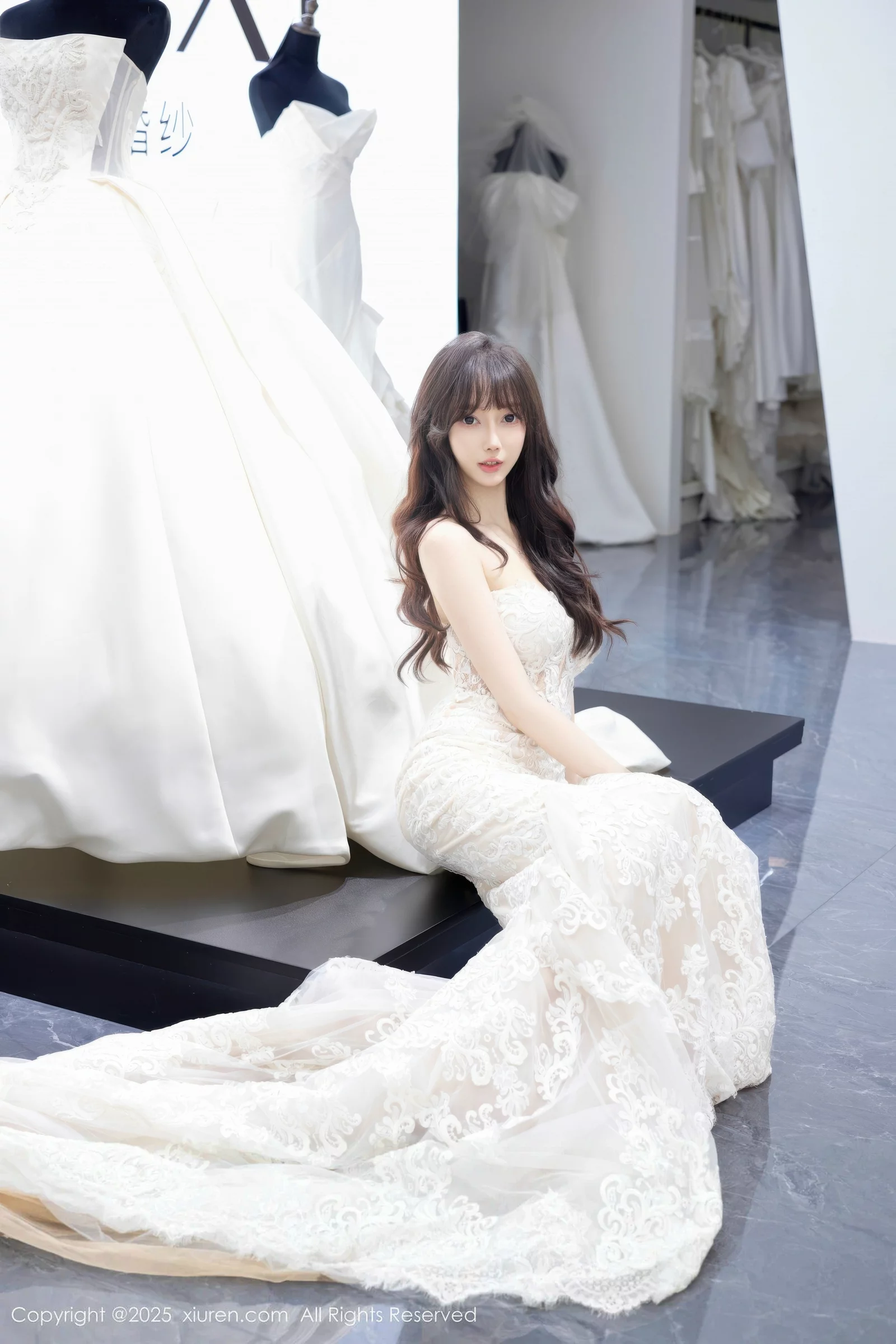Xgyw.Org_[XiuRen秀人网]No.10663_模特玥儿玥er私房性感白色婚纱礼裙秀完美身材迷人诱惑写真58P