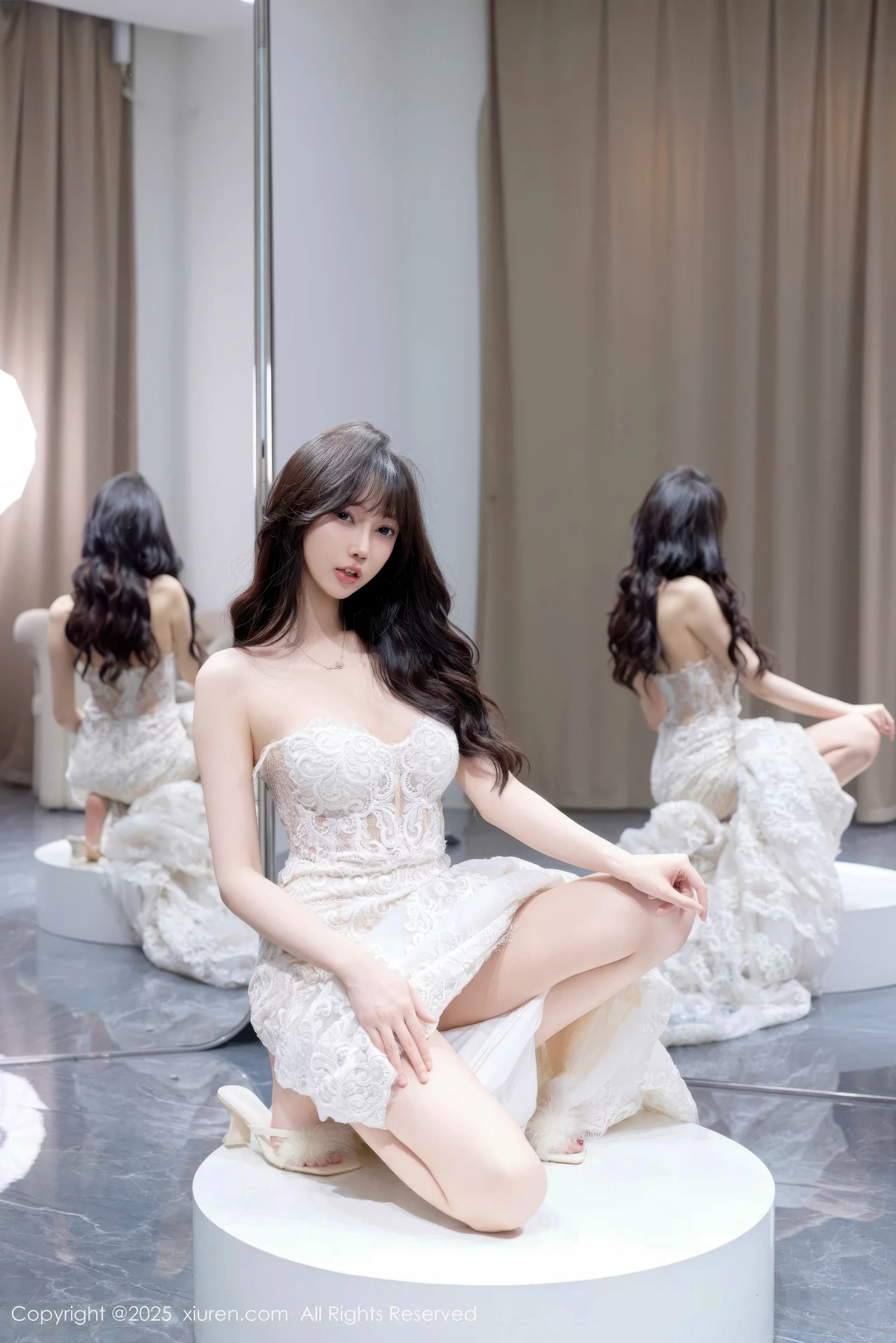Xgyw.Org_[XiuRen秀人网]No.10663_模特玥儿玥er私房性感白色婚纱礼裙秀完美身材迷人诱惑写真58P