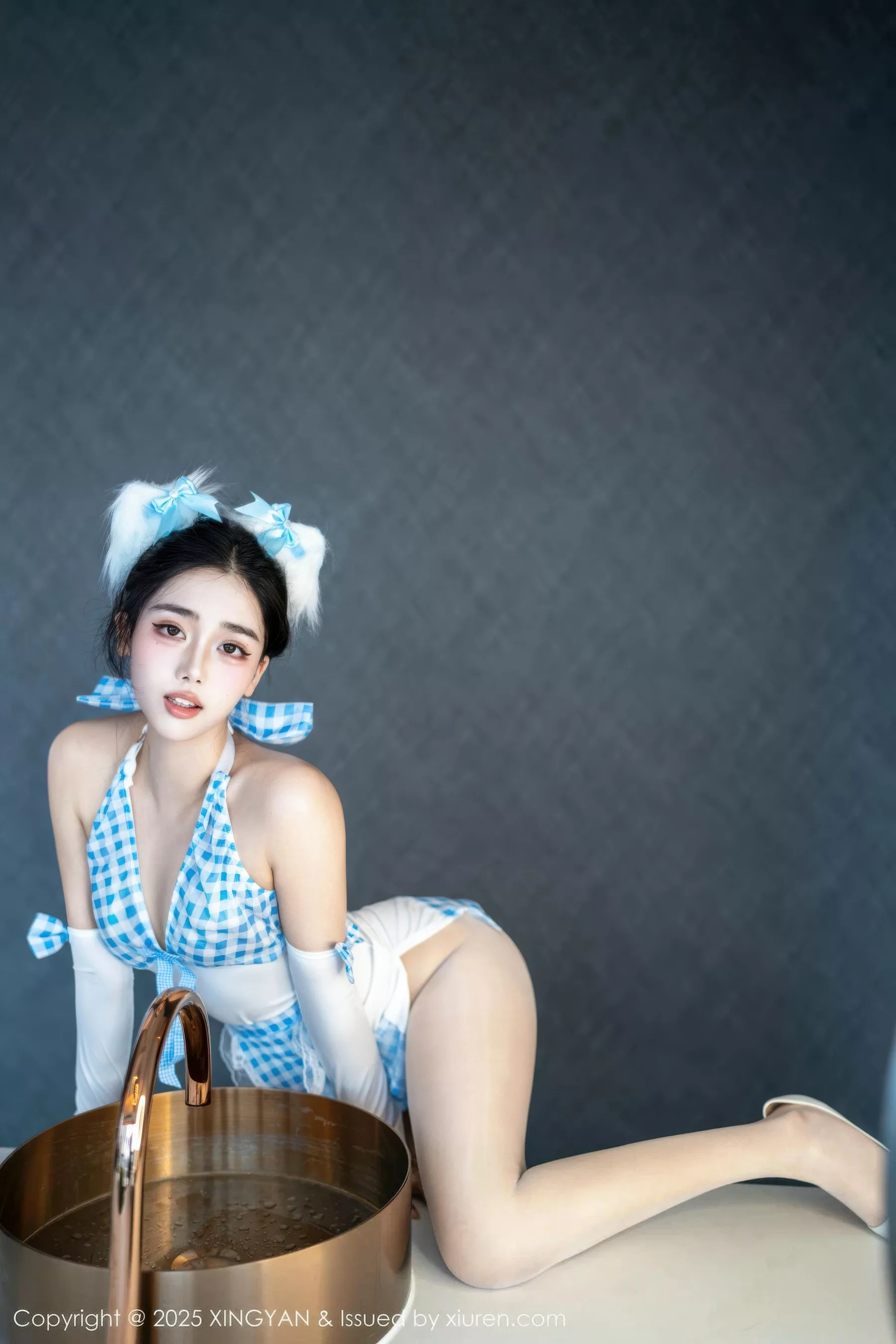 Xgyw.Org_[XINGYAN星颜社]VOL.399_模特阮福福性感蓝色格子裙配开档白丝秀曼妙身姿诱惑写真66P