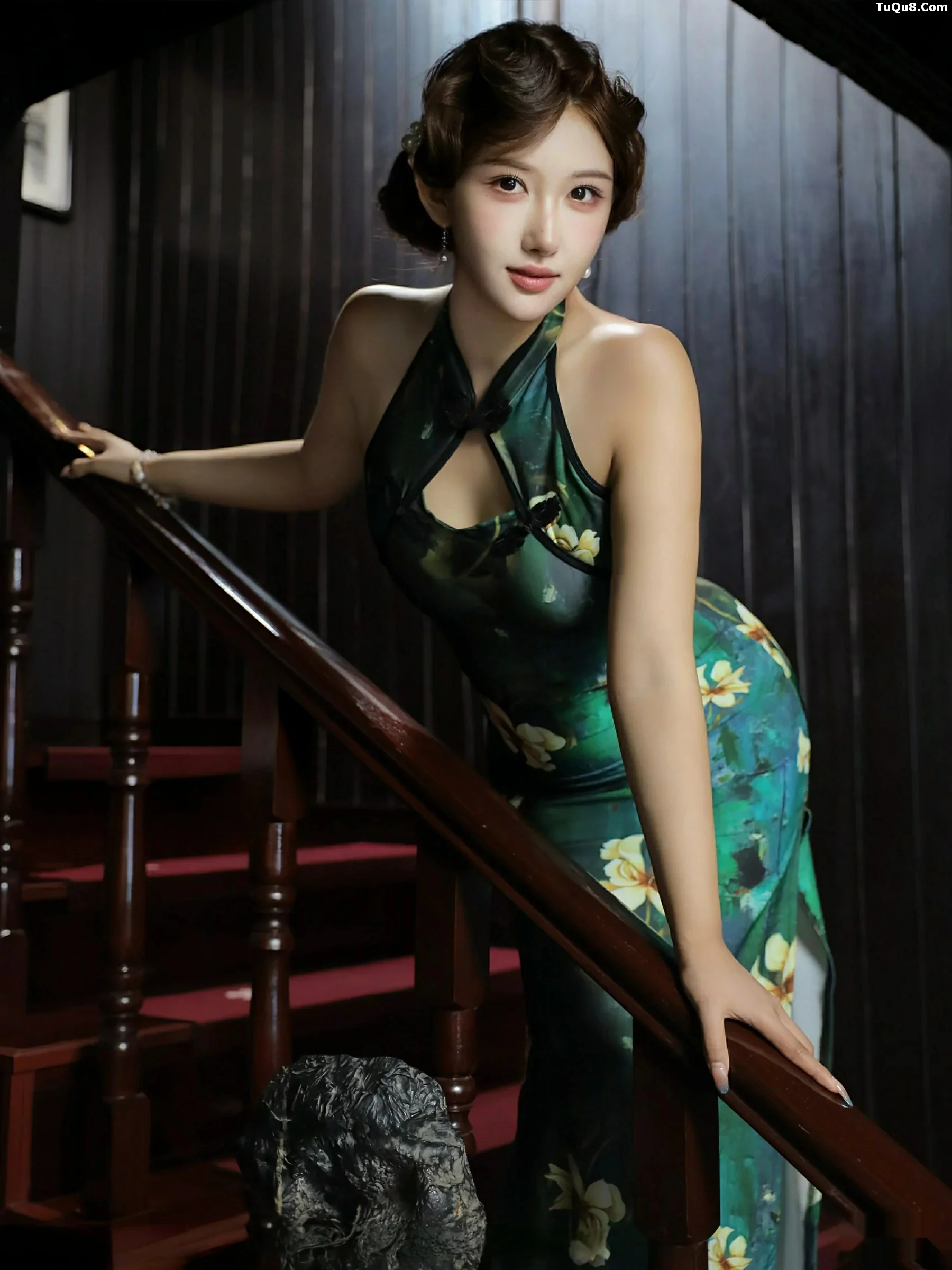 Xgyw.Org_[XiuRen秀人网]No.10815_模特金允希Yuki性感绿色旗袍配超薄肉丝秀丰腴身材迷人诱惑写真78P