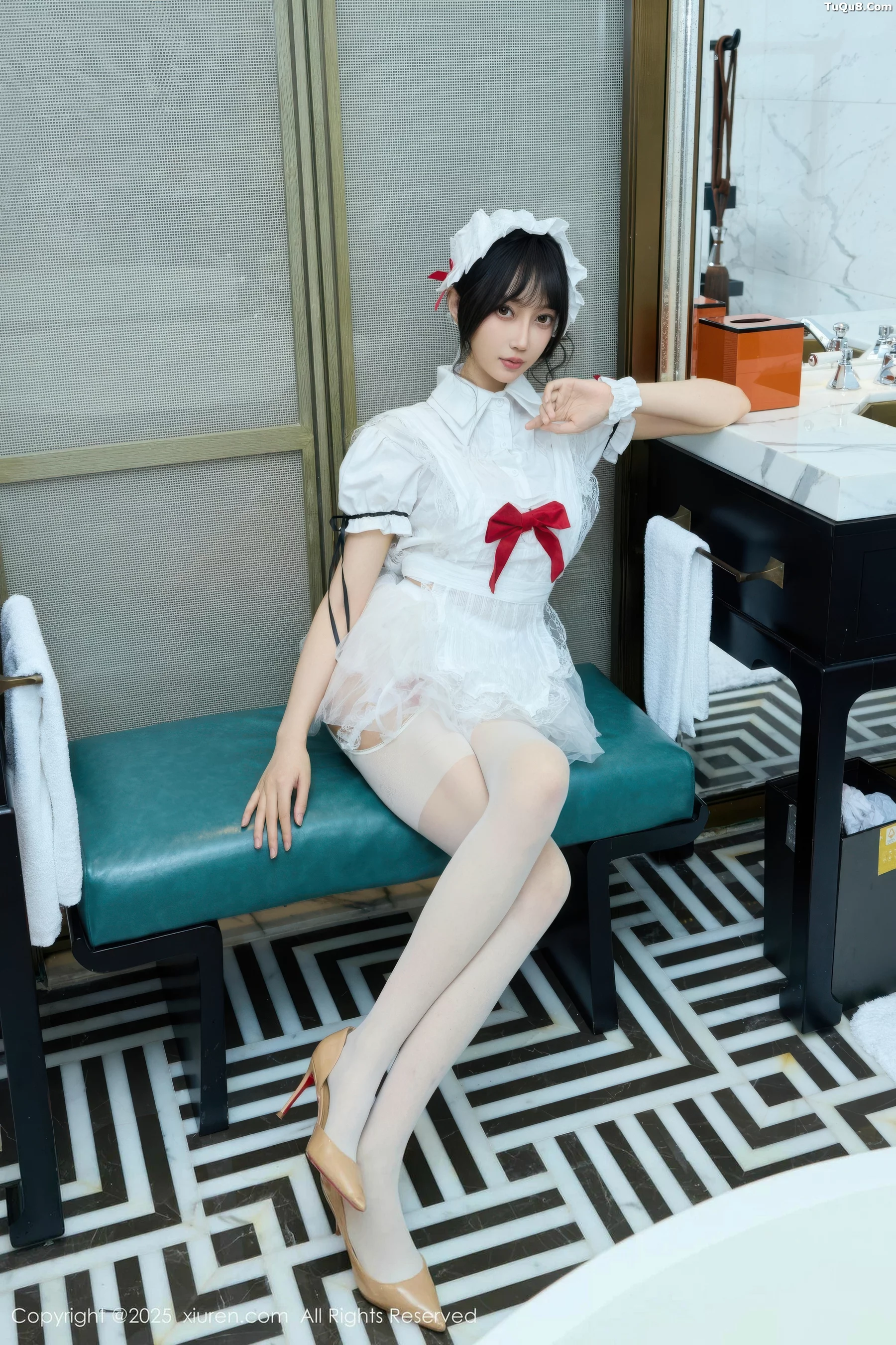 Xgyw.Org_[XiuRen秀人网]No.10827_模特玥儿玥er性感萝莉女仆装配白丝吊袜秀完美身材迷人诱惑写真64P