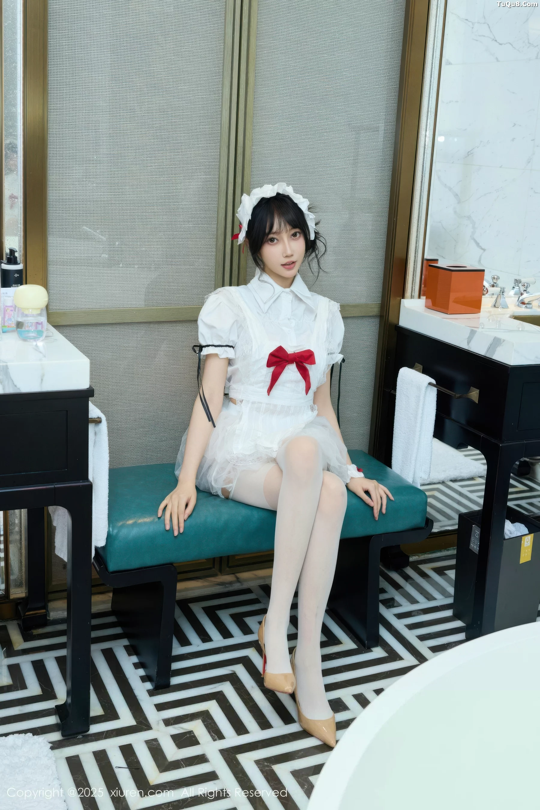 Xgyw.Org_[XiuRen秀人网]No.10827_模特玥儿玥er性感萝莉女仆装配白丝吊袜秀完美身材迷人诱惑写真64P