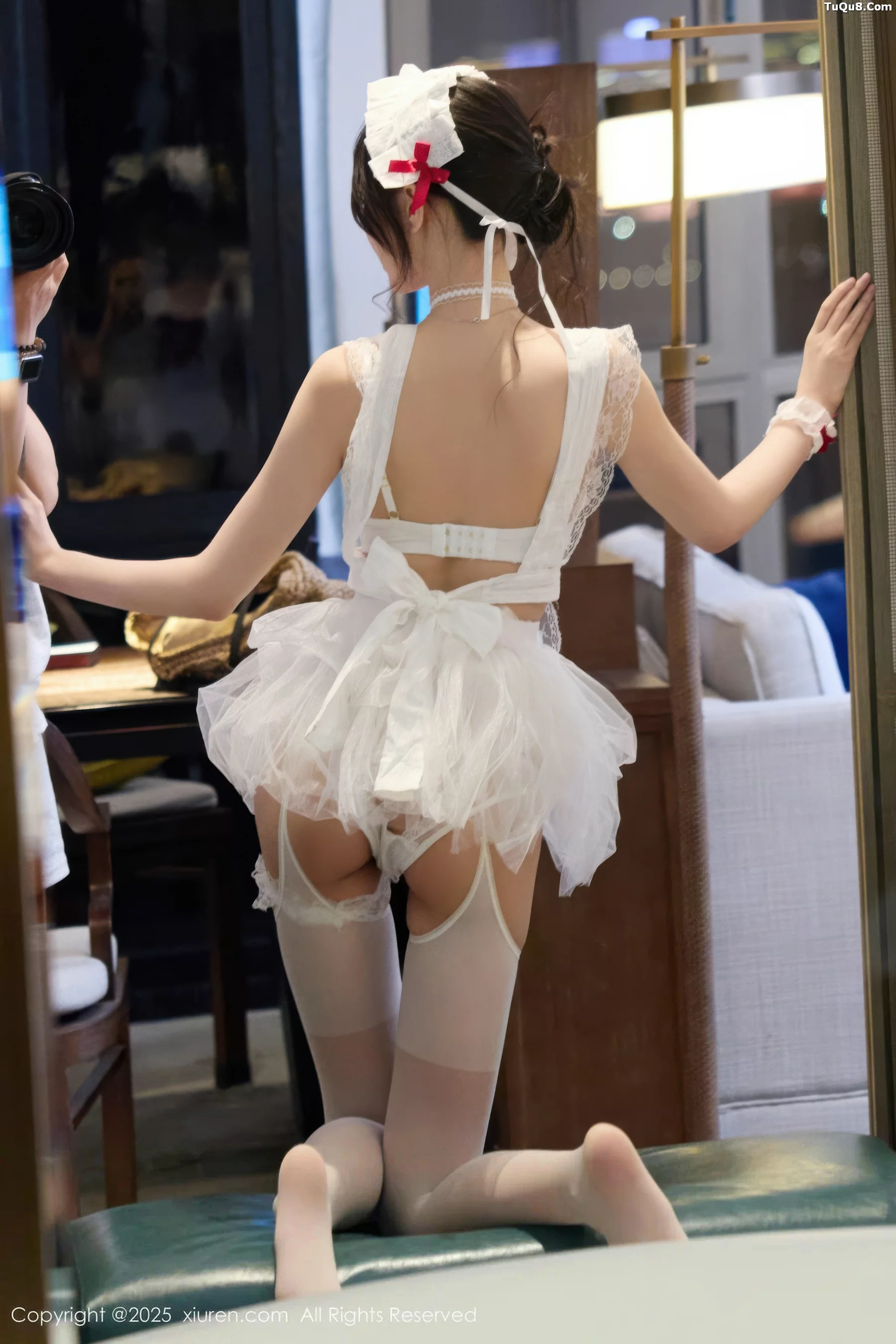 Xgyw.Org_[XiuRen秀人网]No.10827_模特玥儿玥er性感萝莉女仆装配白丝吊袜秀完美身材迷人诱惑写真64P