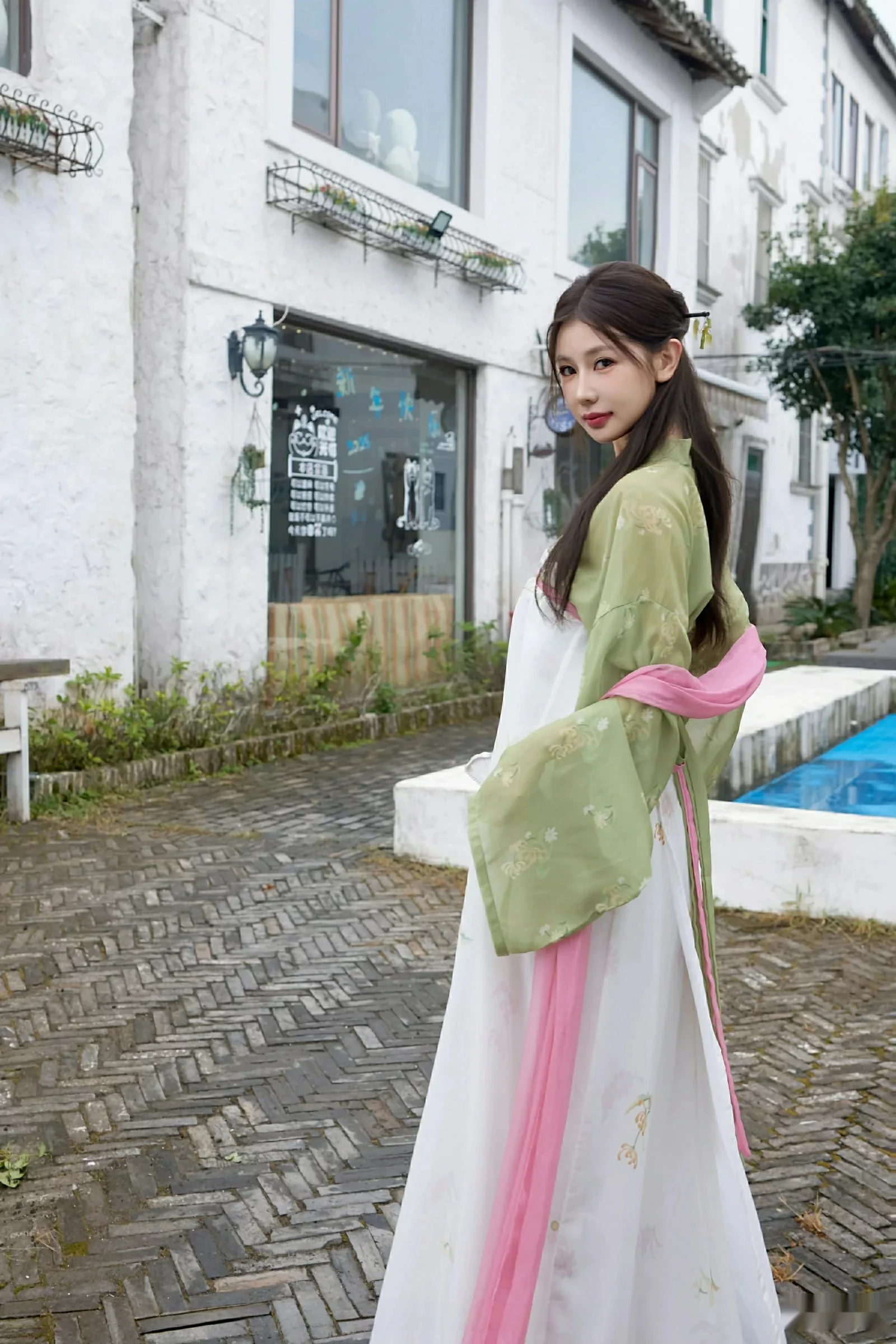 Xgyw.Org_[XiuRen秀人网]No.10834_模特尹甜甜sunny性感薄纱汉服装扮配超薄肉丝秀完美身材诱惑写真83P