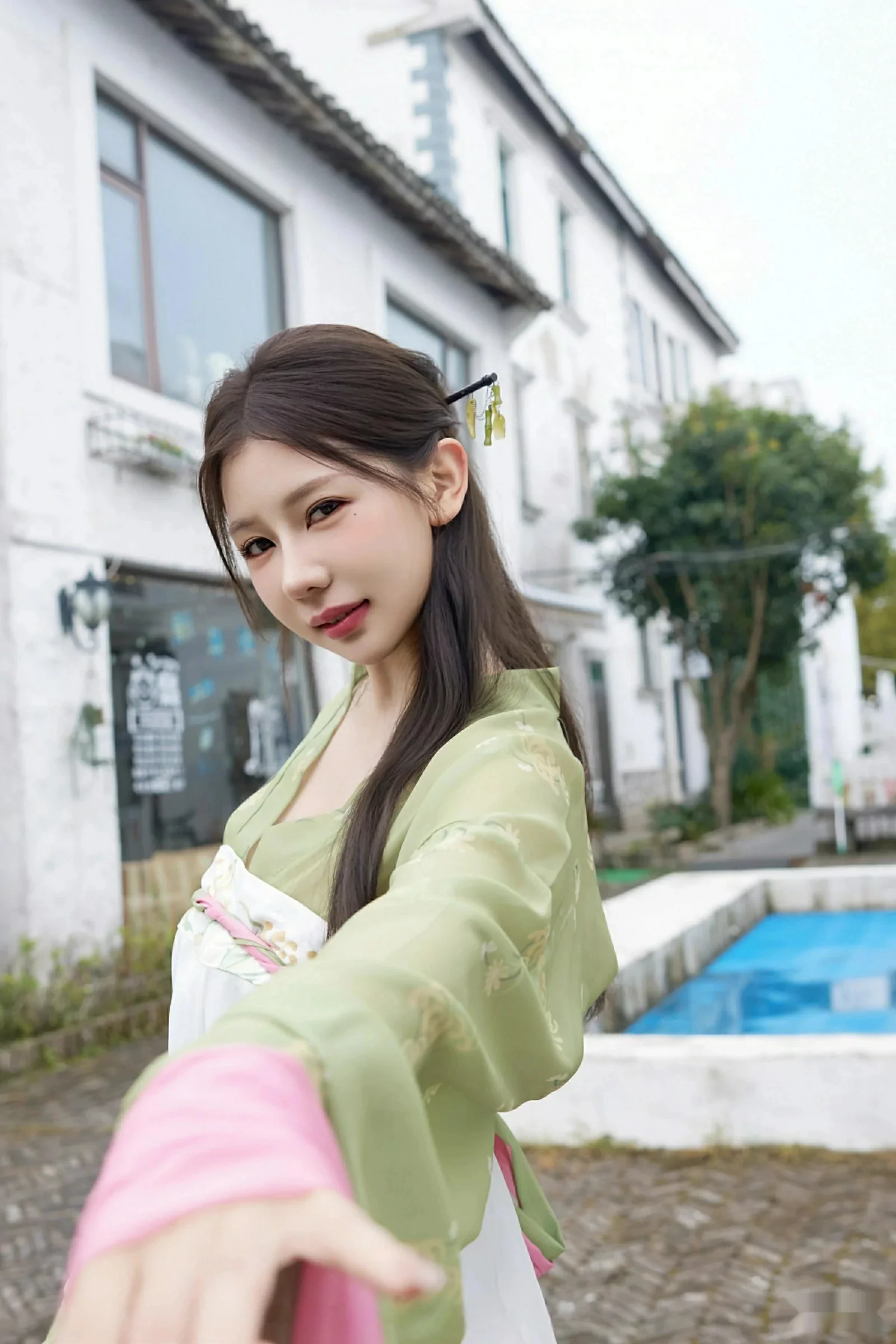 Xgyw.Org_[XiuRen秀人网]No.10834_模特尹甜甜sunny性感薄纱汉服装扮配超薄肉丝秀完美身材诱惑写真83P