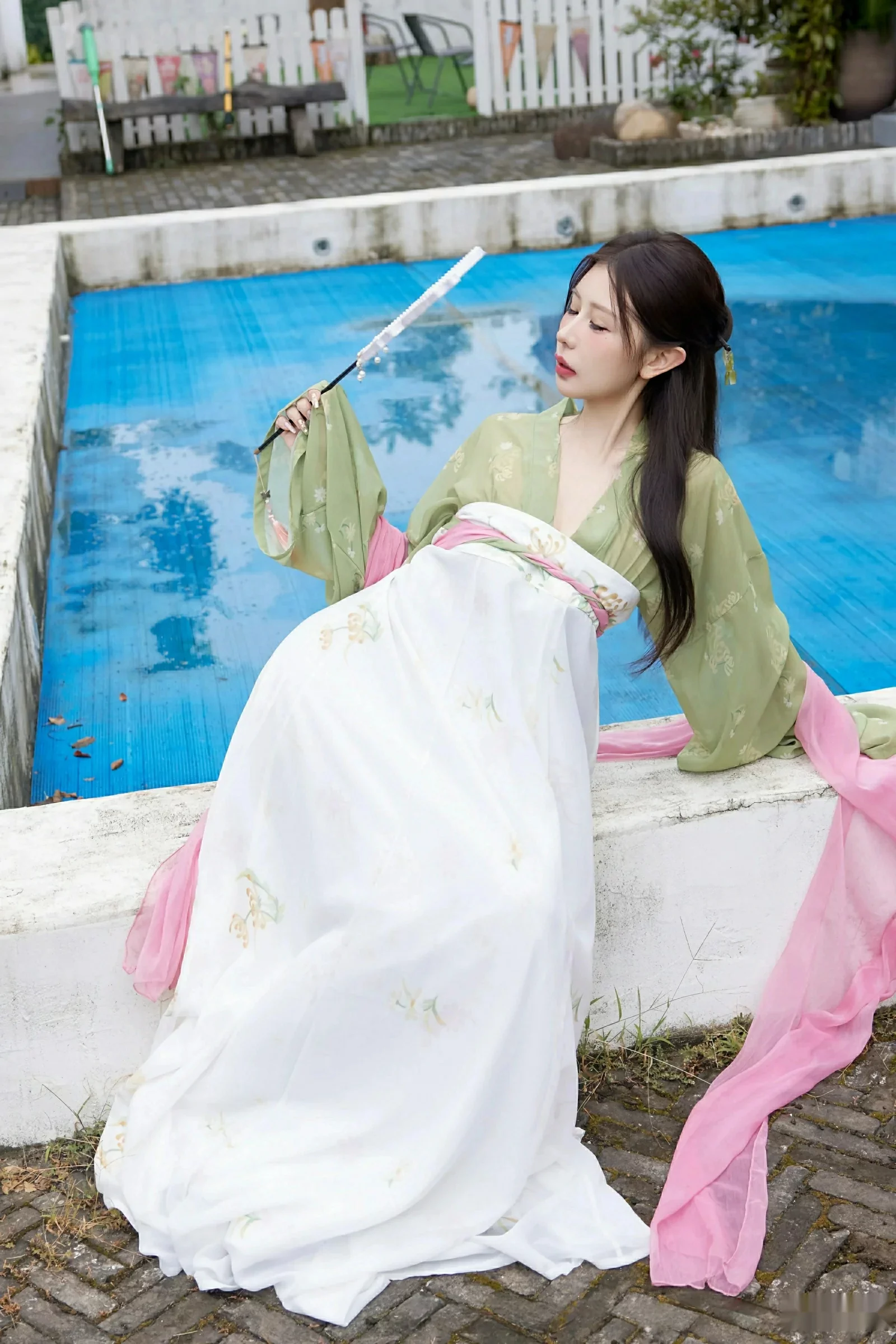 Xgyw.Org_[XiuRen秀人网]No.10834_模特尹甜甜sunny性感薄纱汉服装扮配超薄肉丝秀完美身材诱惑写真83P