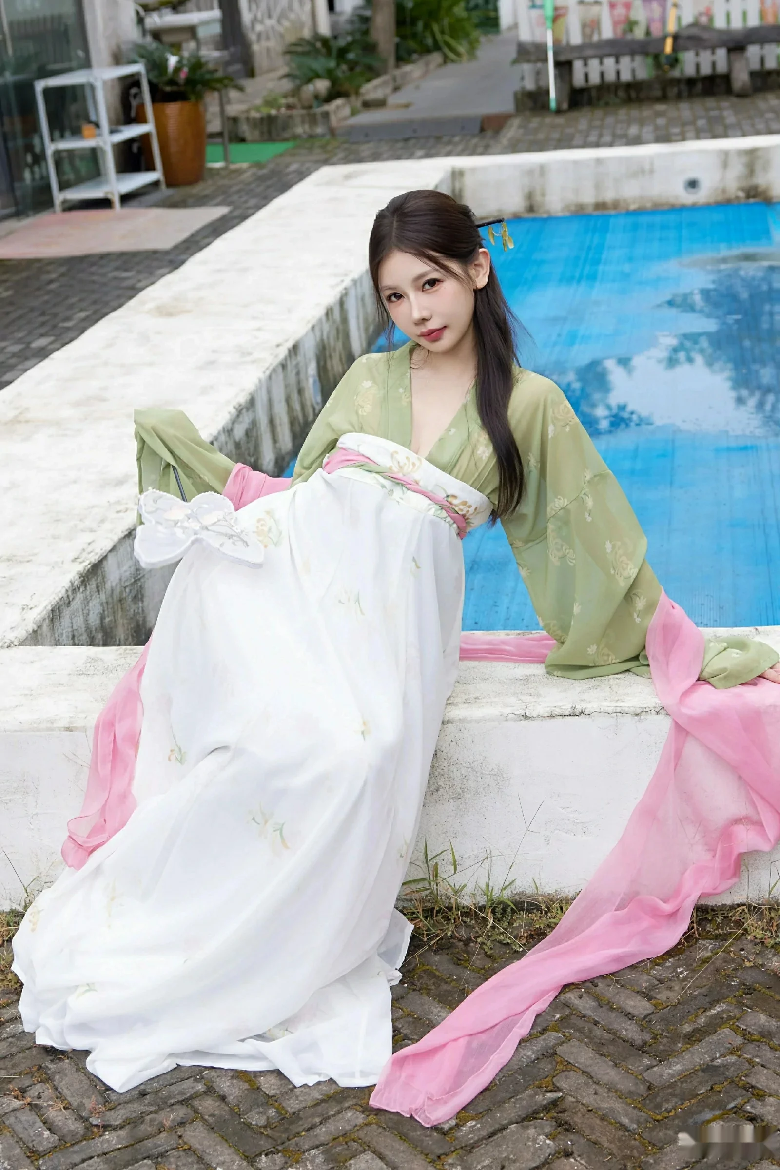 Xgyw.Org_[XiuRen秀人网]No.10834_模特尹甜甜sunny性感薄纱汉服装扮配超薄肉丝秀完美身材诱惑写真83P