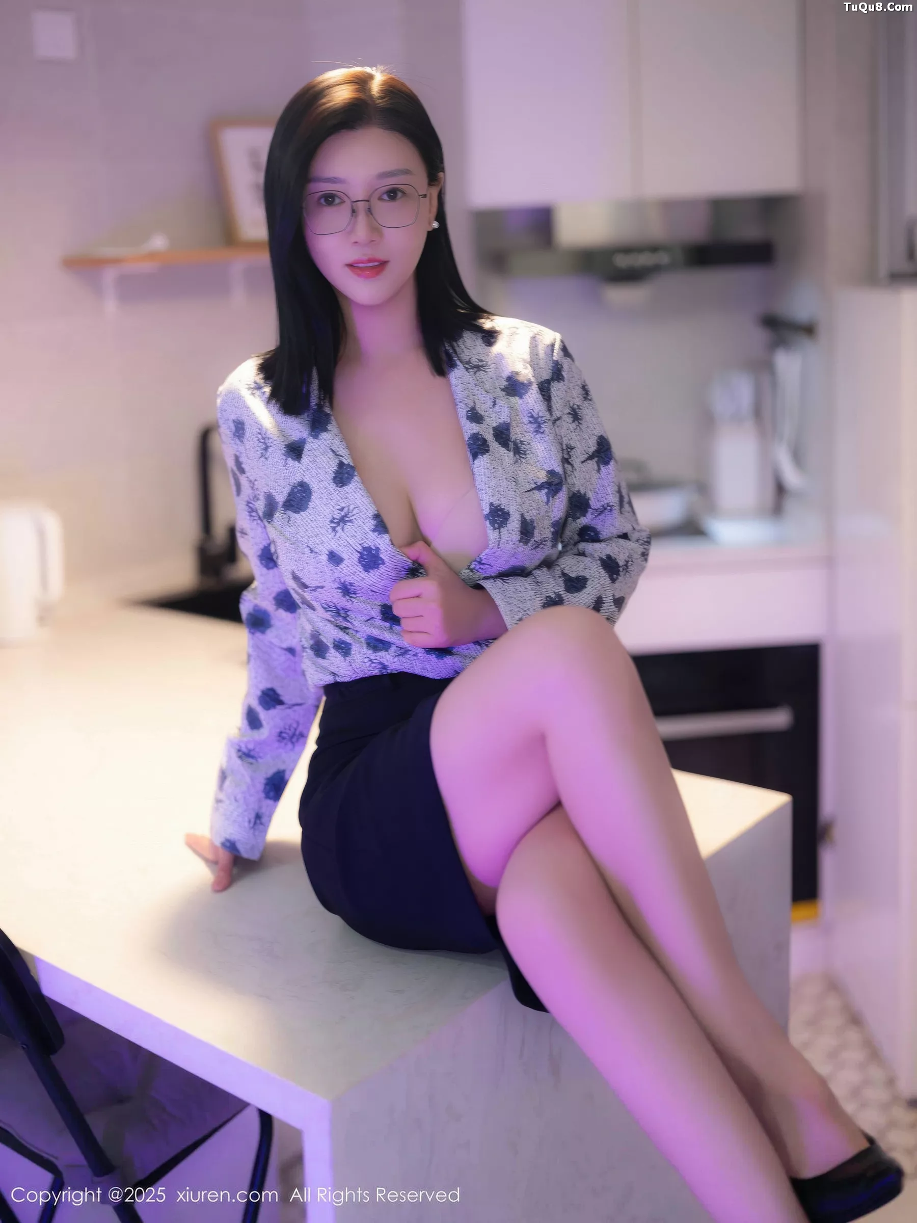 Xgyw.Org_[XiuRen秀人网]No.10866_模特雅茹老师性感深色OL服饰露肉色内衣秀柔美身姿诱惑写真61P