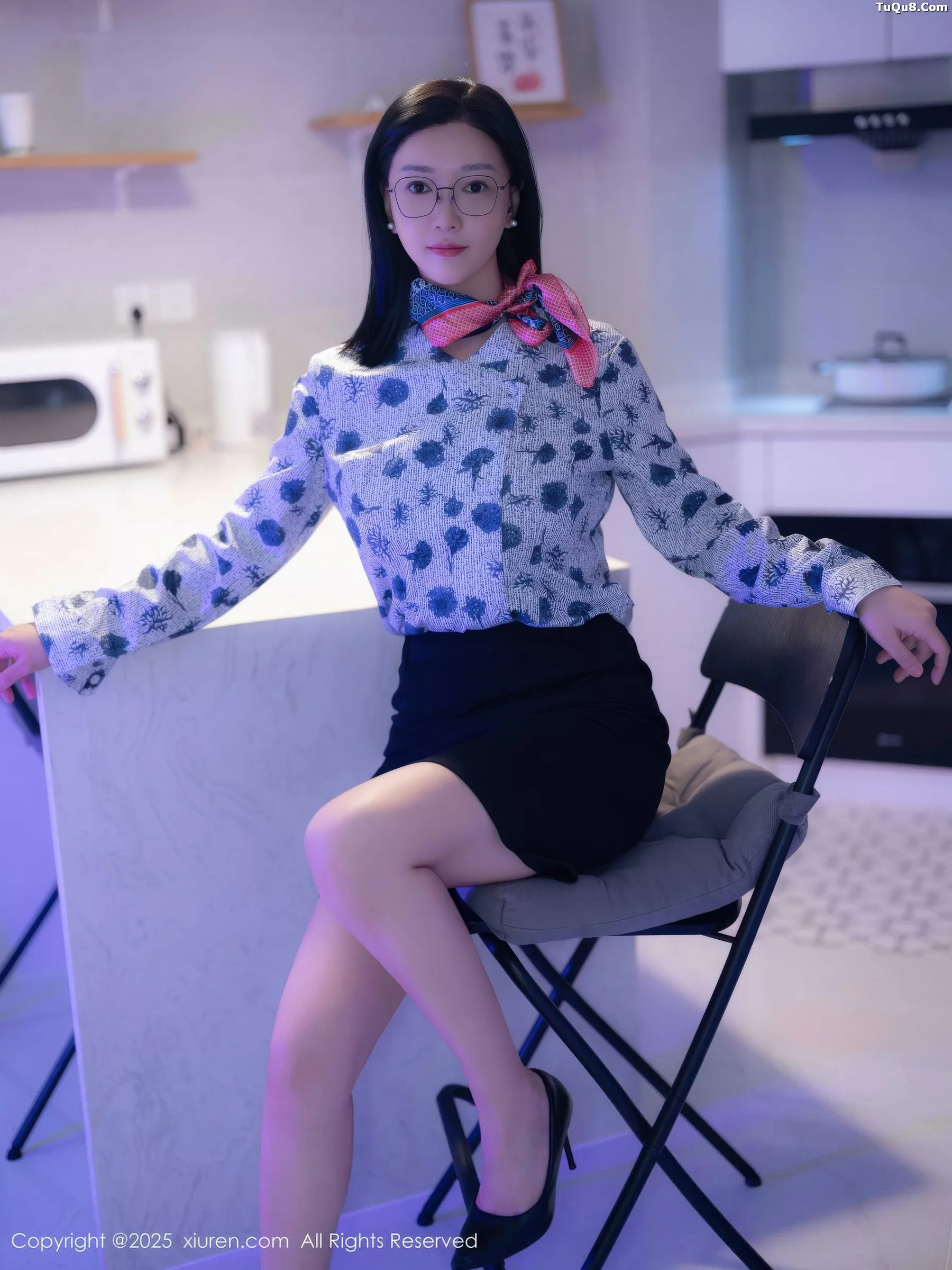 Xgyw.Org_[XiuRen秀人网]No.10866_模特雅茹老师性感深色OL服饰露肉色内衣秀柔美身姿诱惑写真61P