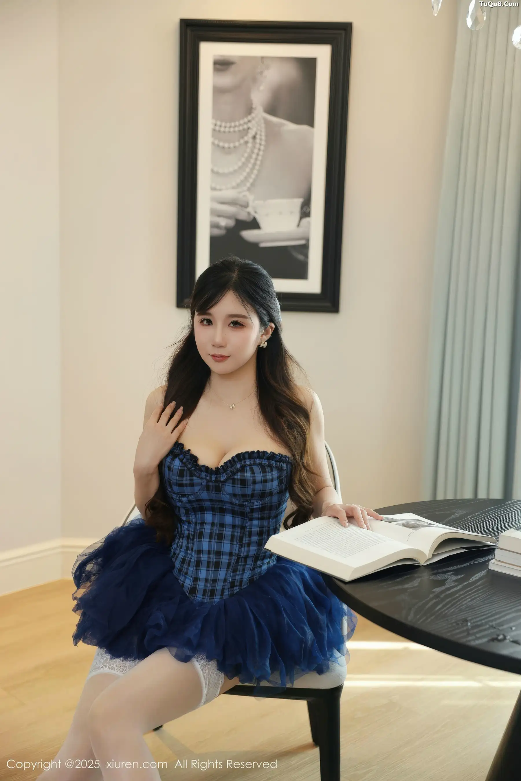 Xgyw.Org_[XiuRen秀人网]No.10990_模特小肉肉咪性感蓝色蓬蓬裙配白色丝袜秀凹凸身材完美诱惑写真68P