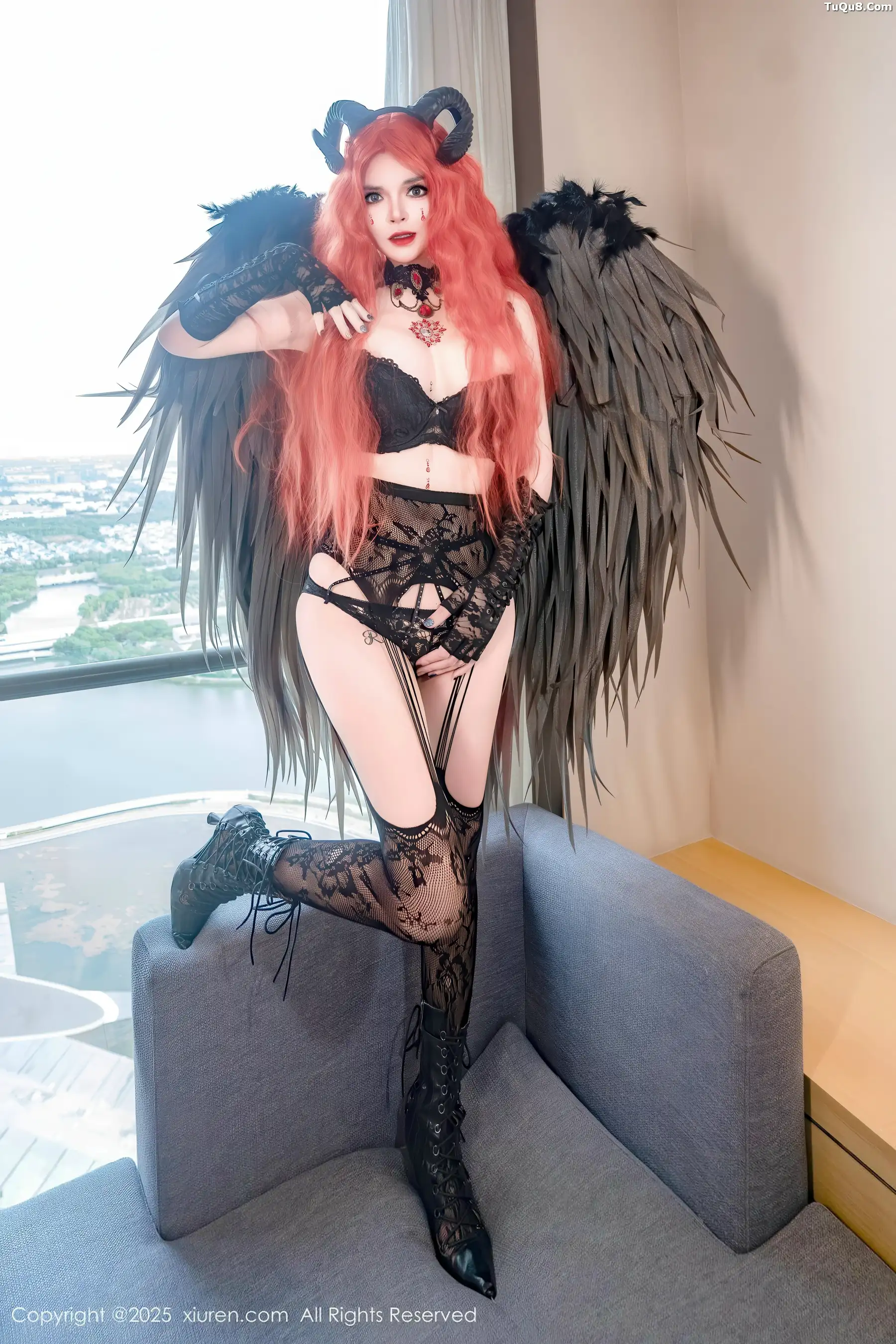 Xgyw.Org_[XiuRen秀人网]No.10994_模特伊丽莎有点白性感黑色蕾丝内衣配黑丝吊袜秀惹火身材诱惑写真66P