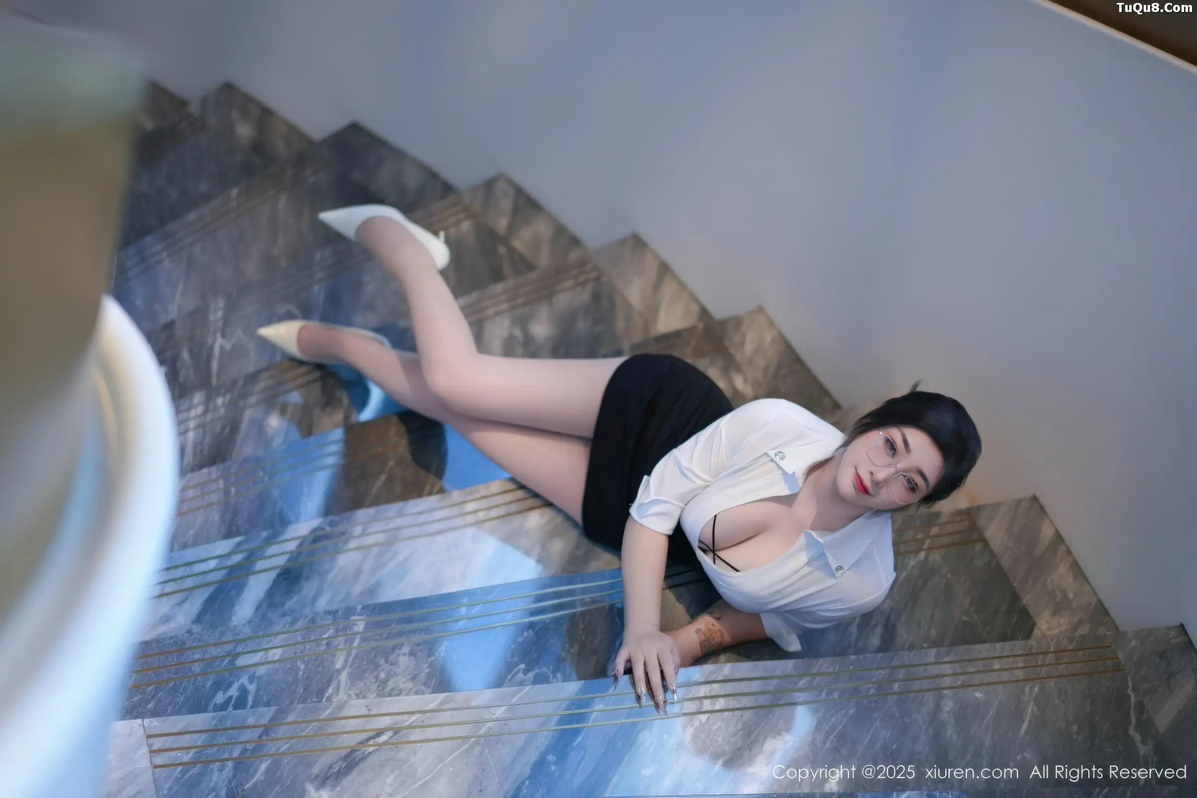 Xgyw.Org_[XiuRen秀人网]No.11045_女神妲己_Toxic性感白色衬衫露黑色内衣秀丰满身材诱惑写真80P