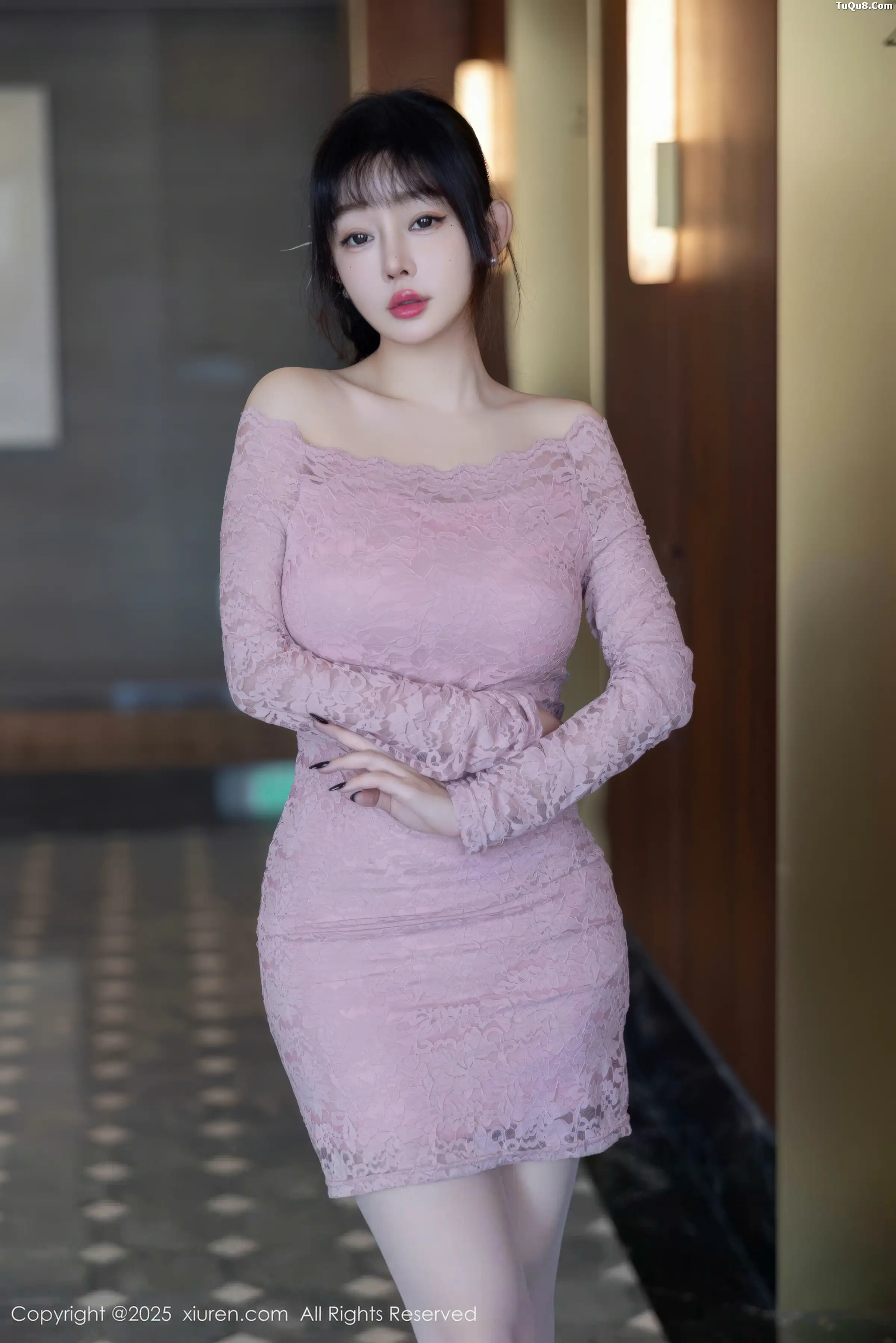 Xgyw.Org_[XiuRen秀人网]No.11043_女神王羽纯✨性感浅色连衣短裙配原色丝袜秀曼妙身姿诱惑写真77P