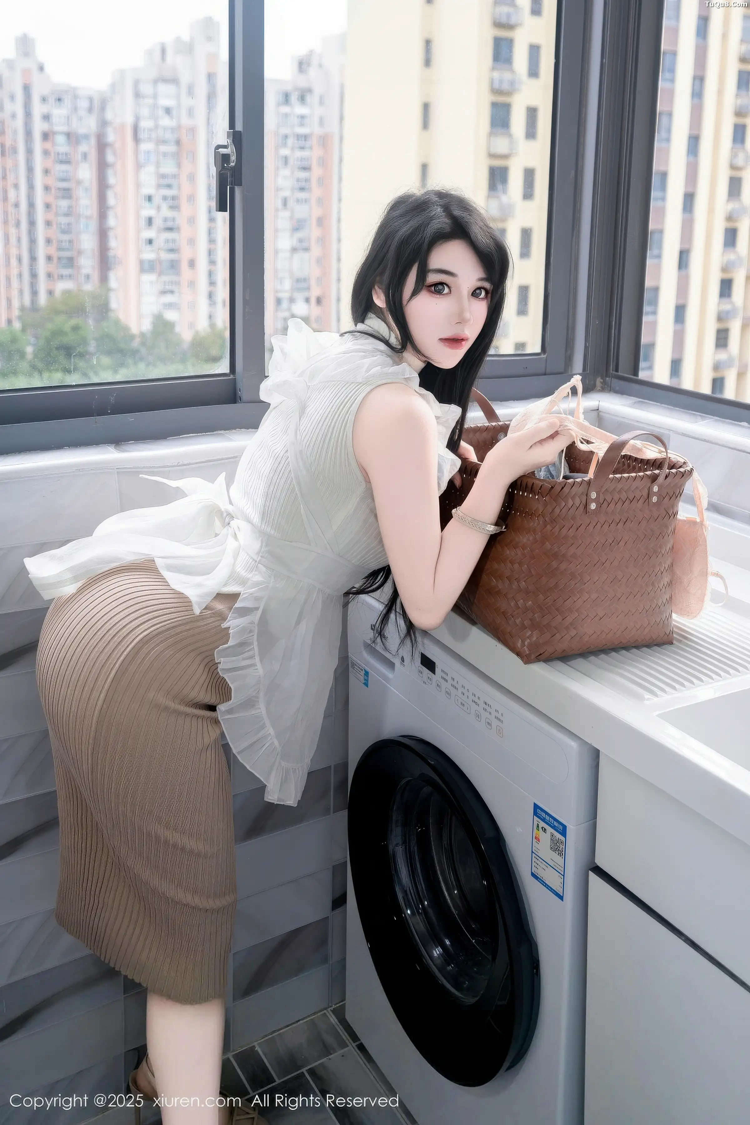 Xgyw.Org_[XiuRen秀人网]No.11010_模特汐汐爱吃草莓性感薄纱露原色内衣秀完美身材迷人诱惑写真83P