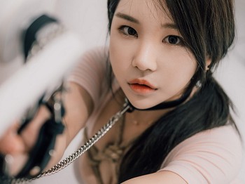 韩国网红美女Zzyuri-Rope